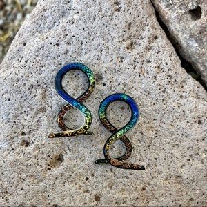 Twist Peacock Glass Earrings 6g / 4g